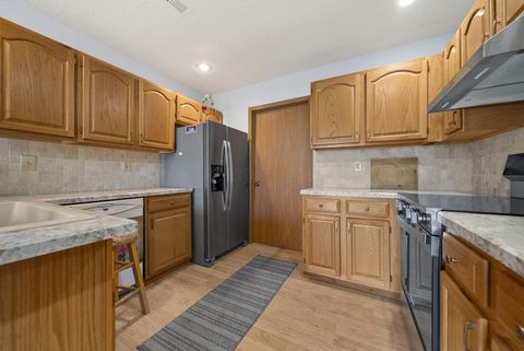 Tiny photo for 1291 Stratford Court, Circleville, OH 43113 (MLS # 226013120)