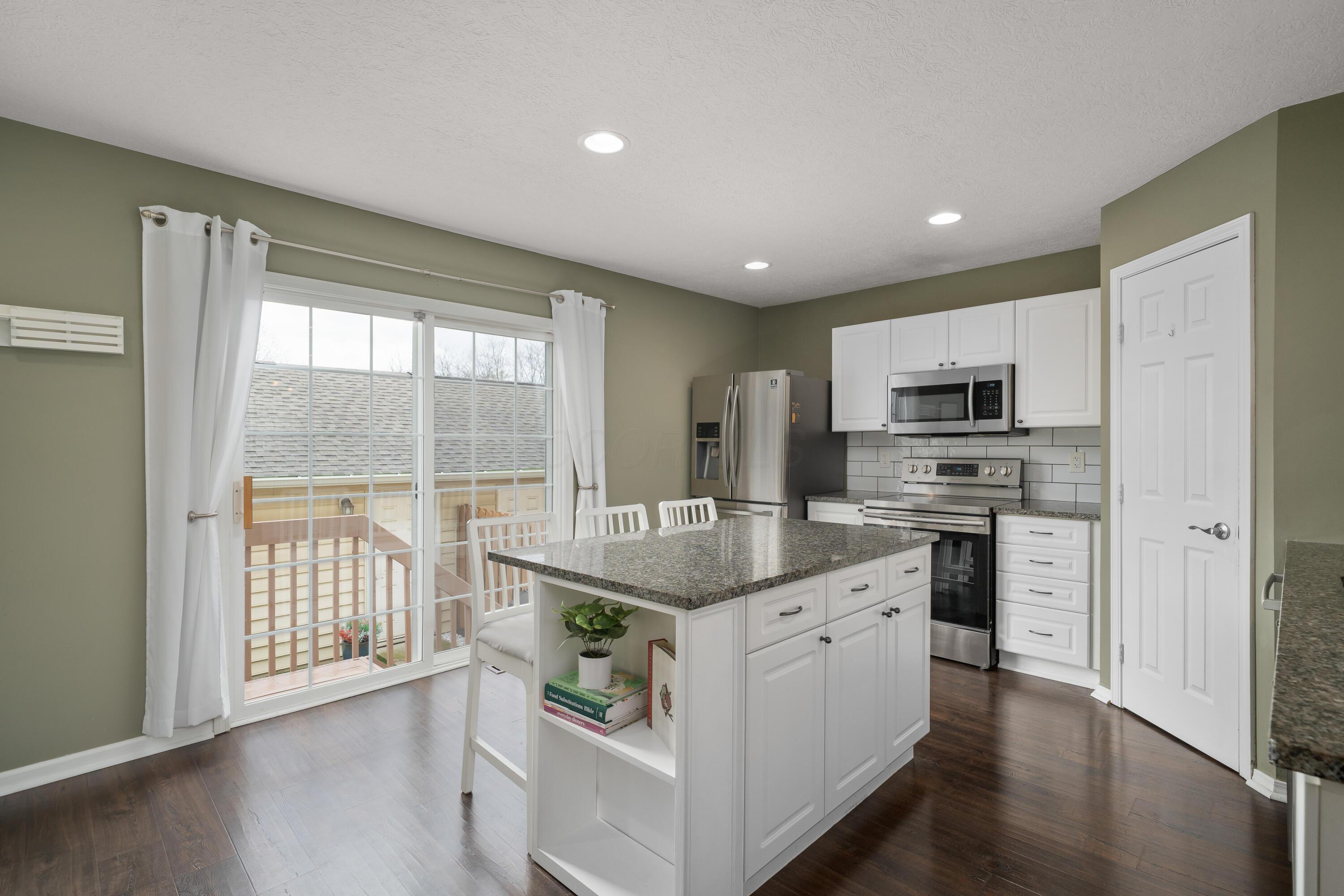 5724 Colts Gate Drive, New Albany, Ohio image 10