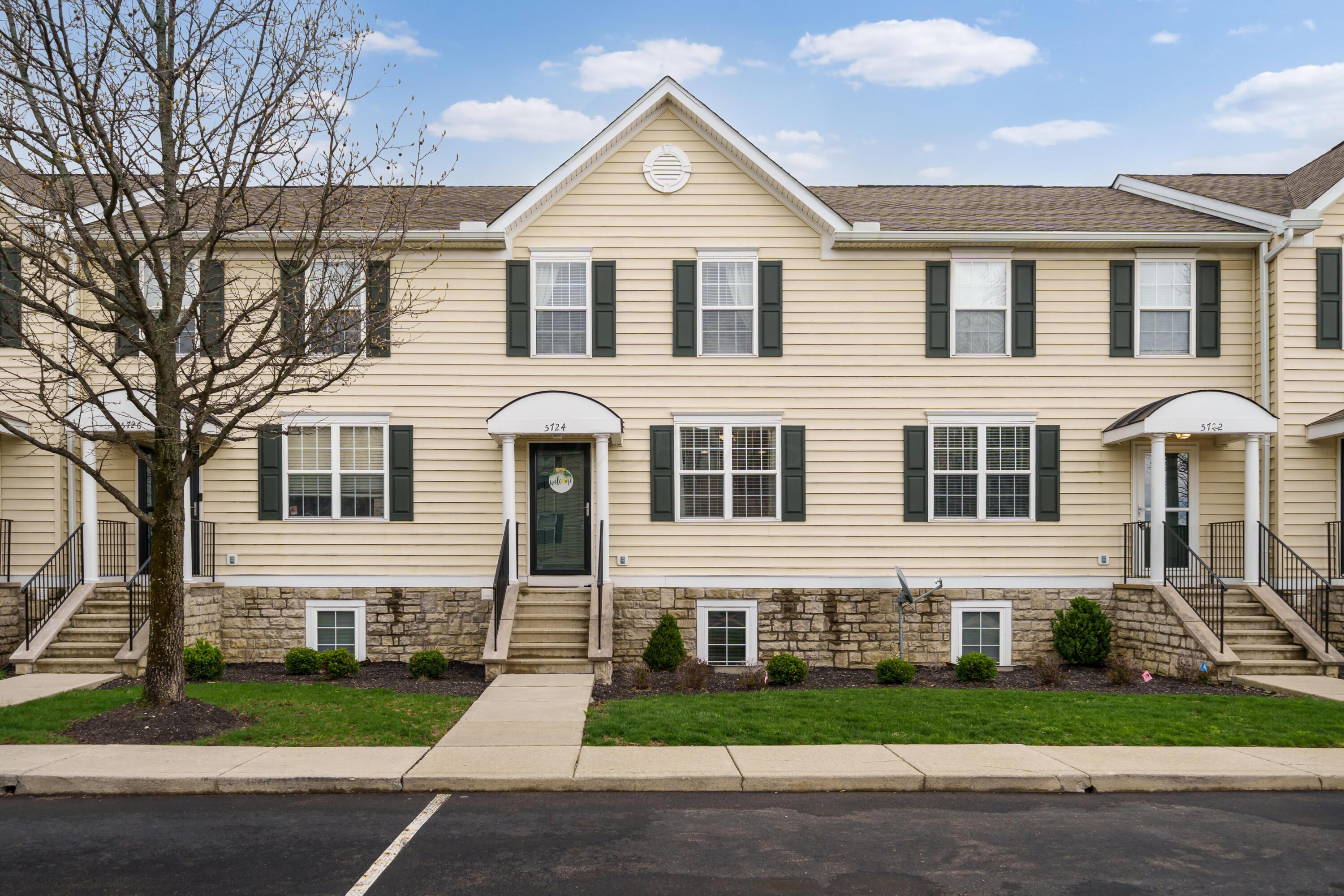 5724 Colts Gate Drive, New Albany, Ohio image 2
