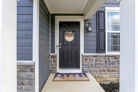 Tiny photo for 582 Zoar Street, Galena, OH 43021 (MLS # 226005285)