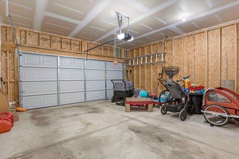 Tiny photo for 582 Zoar Street, Galena, OH 43021 (MLS # 226005285)