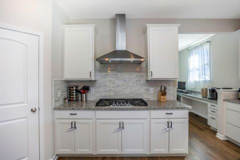 Tiny photo for 582 Zoar Street, Galena, OH 43021 (MLS # 226005285)