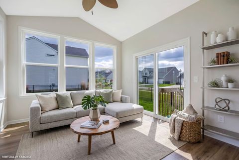 Photo of 582 Zoar Street, Galena, OH 43021 (MLS # 226005285)