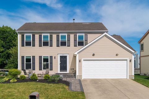 Photo of 591 Woodmark Run, Columbus, OH 43230 (MLS # 226017864)