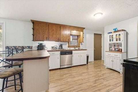 Tiny photo for 6 Adena Court, Fredericktown, OH 43019 (MLS # 226000570)