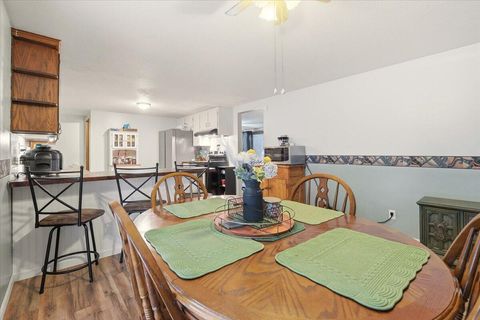 Tiny photo for 6 Adena Court, Fredericktown, OH 43019 (MLS # 226000570)