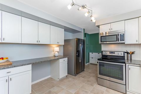 Tiny photo for 5982 Timberbrook Lane, Columbus, OH 43228 (MLS # 226002854)