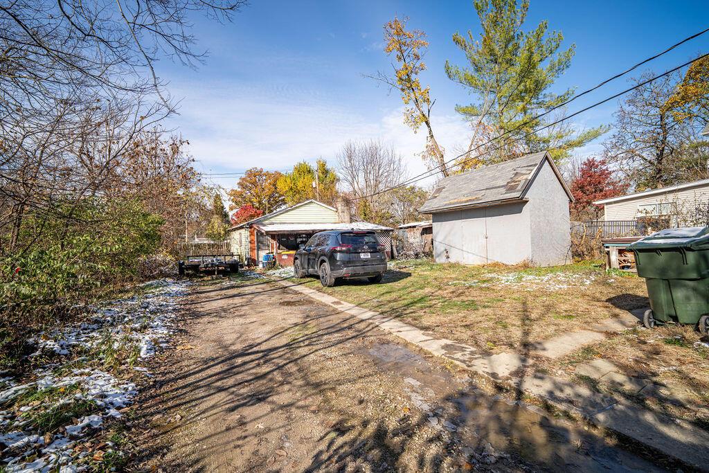 Columbus, Ohio 43211, United States, 2 Bedrooms Bedrooms, ,1 BathroomBathrooms,Residential,Active,243586