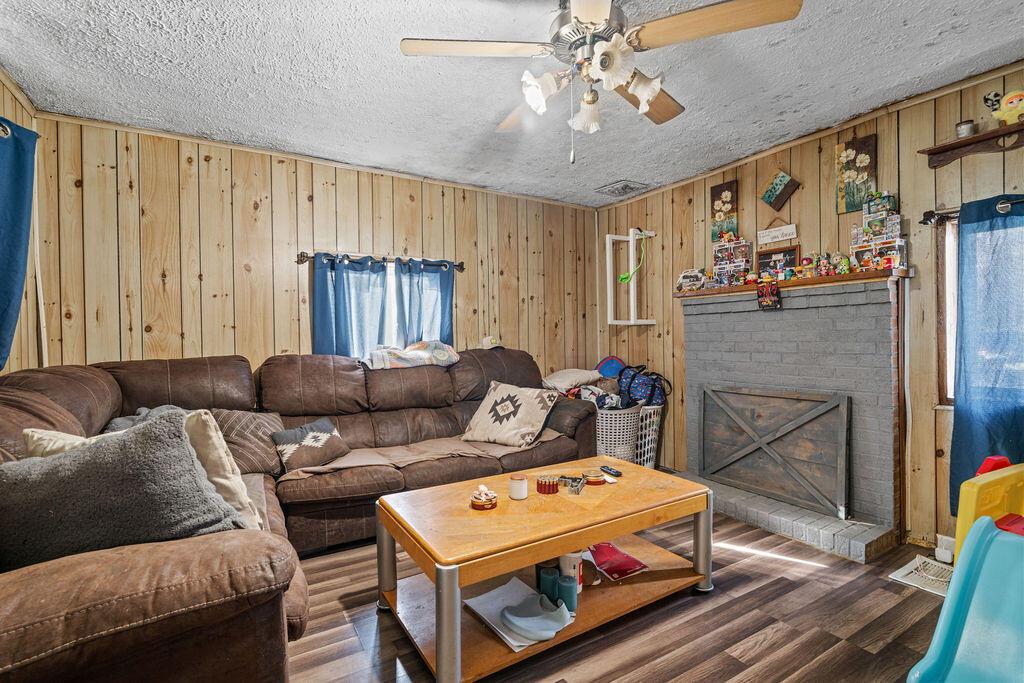 Columbus, Ohio 43211, United States, 2 Bedrooms Bedrooms, ,1 BathroomBathrooms,Residential,Active,243586