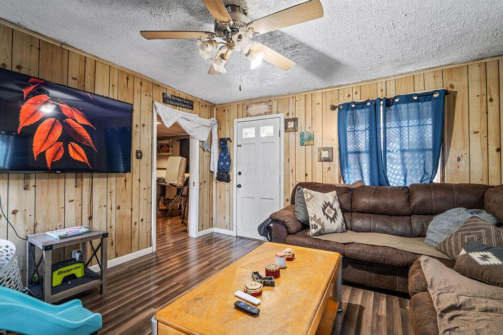 Columbus, Ohio 43211, United States, 2 Bedrooms Bedrooms, ,1 BathroomBathrooms,Residential,Active,243586