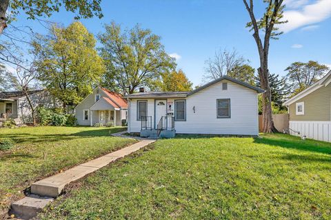 Photo of 2166 Lexington Avenue, Columbus, OH 43211 (MLS # 225040548) Photo of 2166 Lexington Avenue, Columbus, OH 43211 (MLS # 225040548)