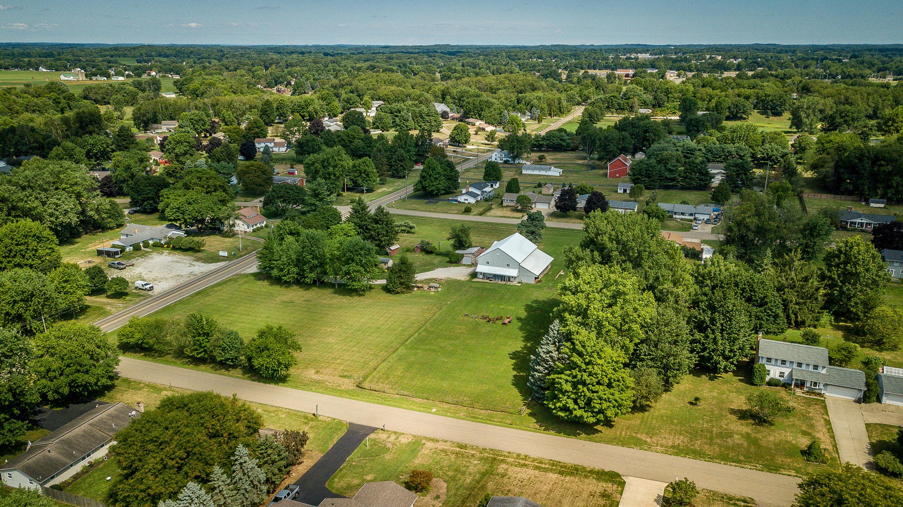 11070 Market Avenue, Uniontown, Ohio image 35