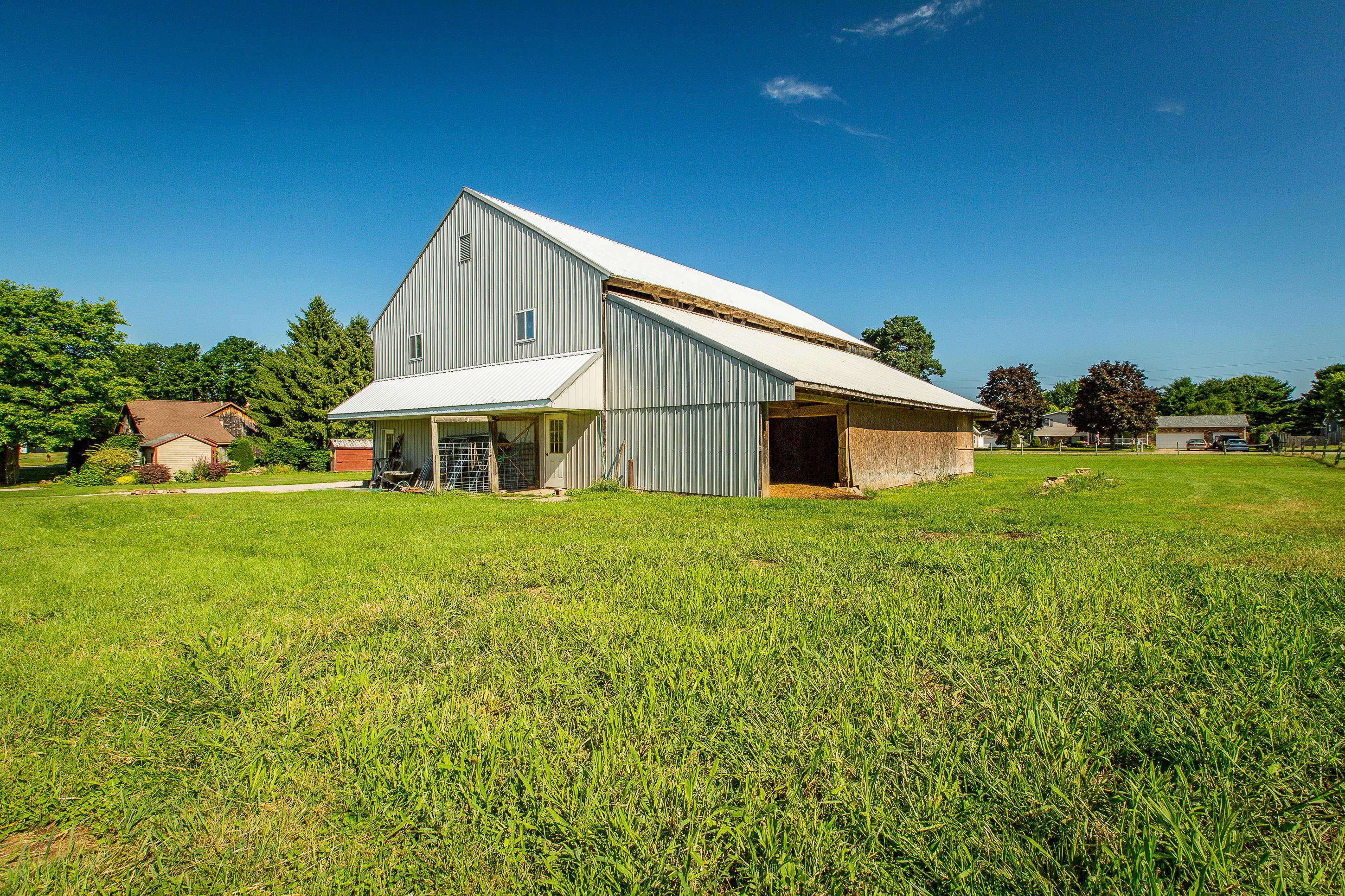 11070 Market Avenue, Uniontown, Ohio image 12
