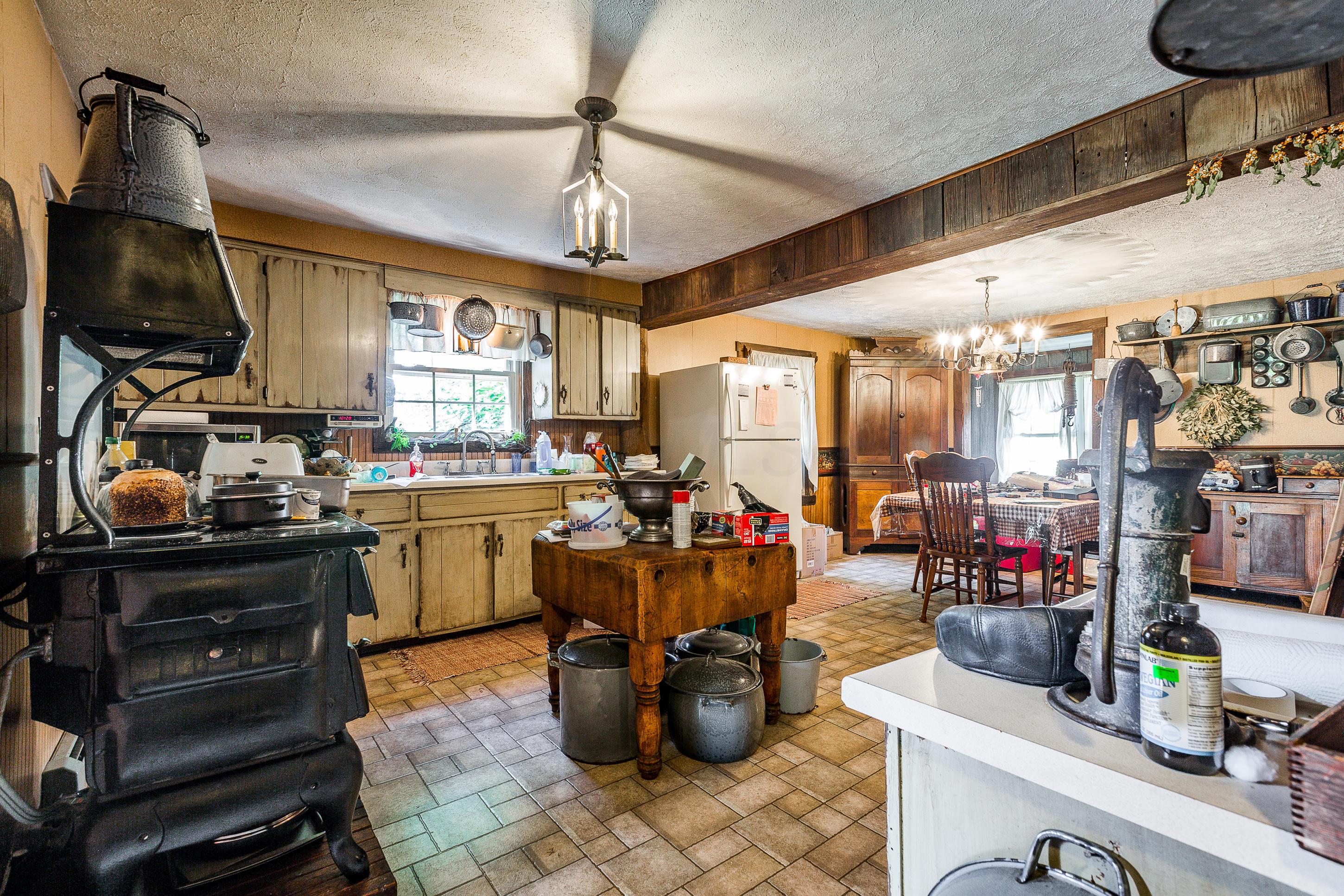 11070 Market Avenue, Uniontown, Ohio image 20