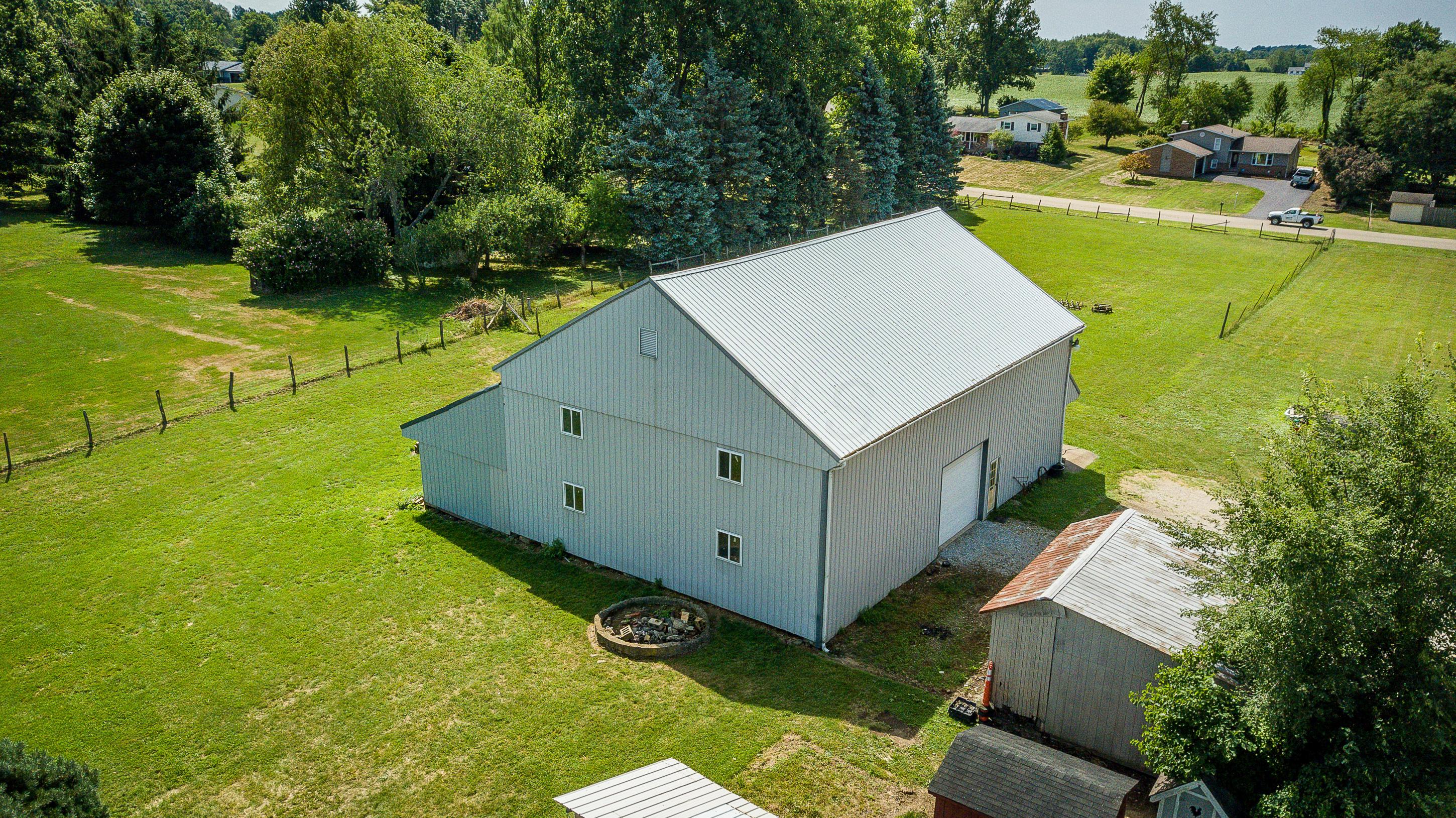 11070 Market Avenue, Uniontown, Ohio image 37