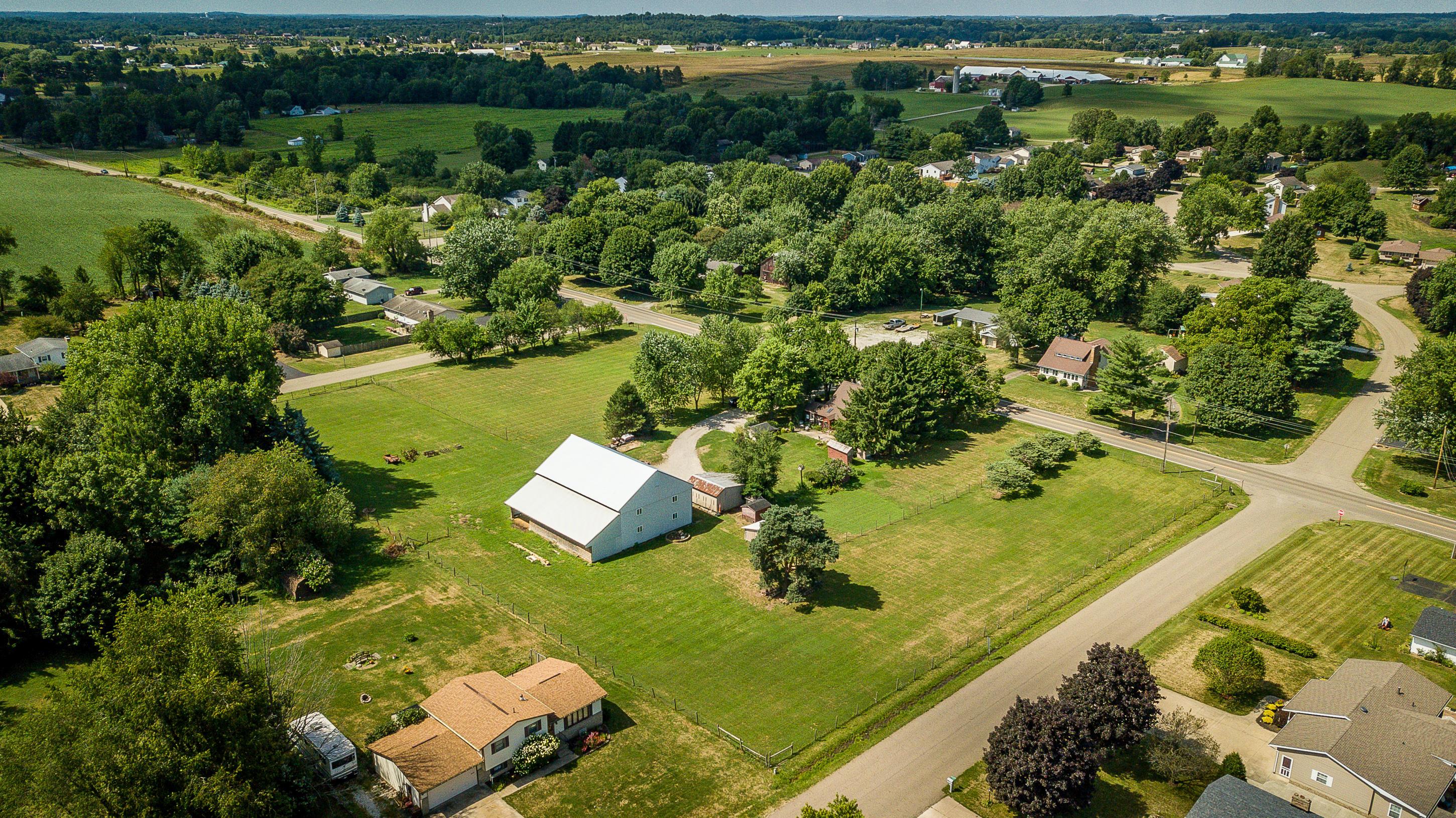 11070 Market Avenue, Uniontown, Ohio image 34