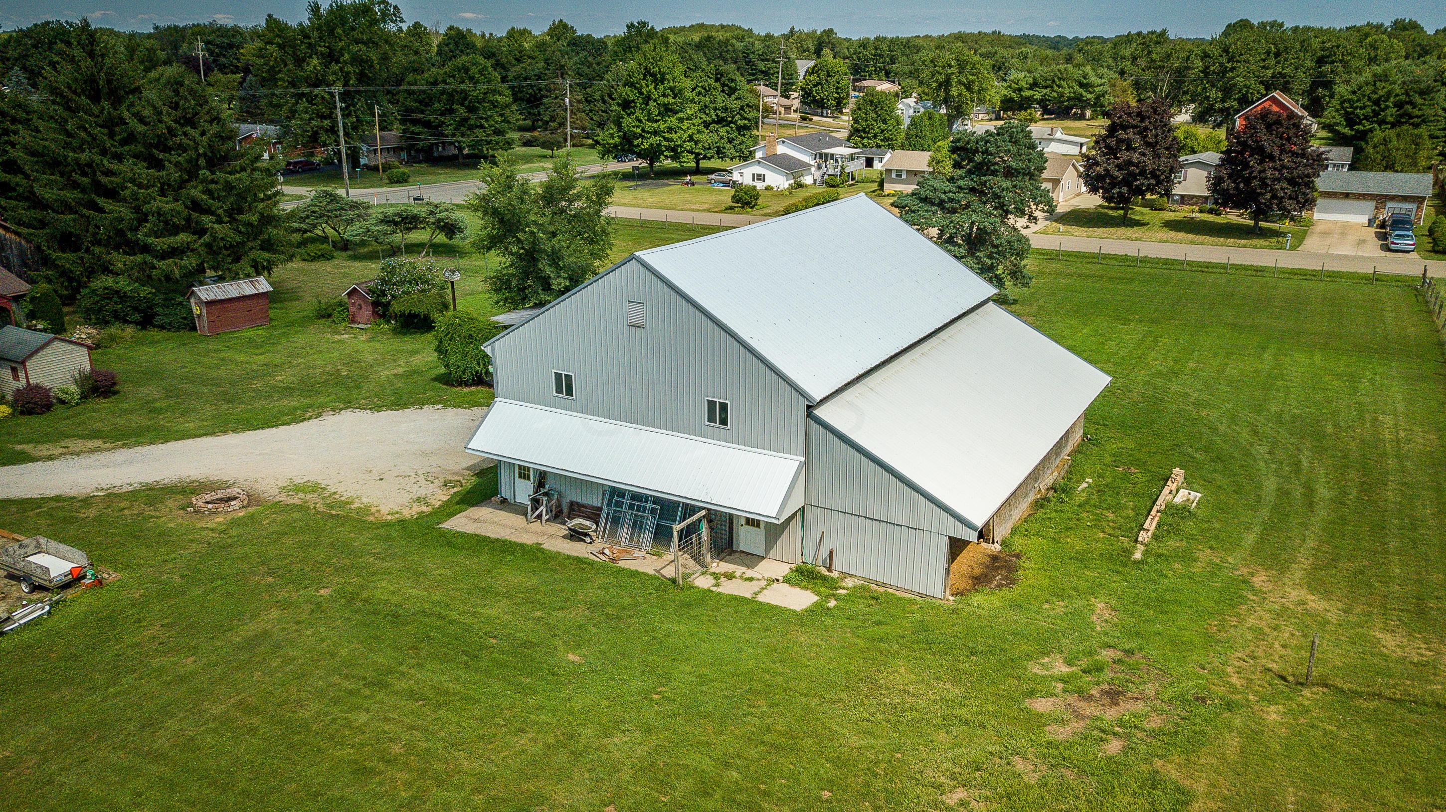 11070 Market Avenue, Uniontown, Ohio image 36