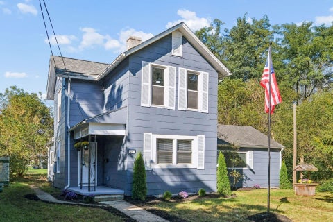 Photo of 29 N 12th Street, Newark, OH 43055 (MLS # 226036775)