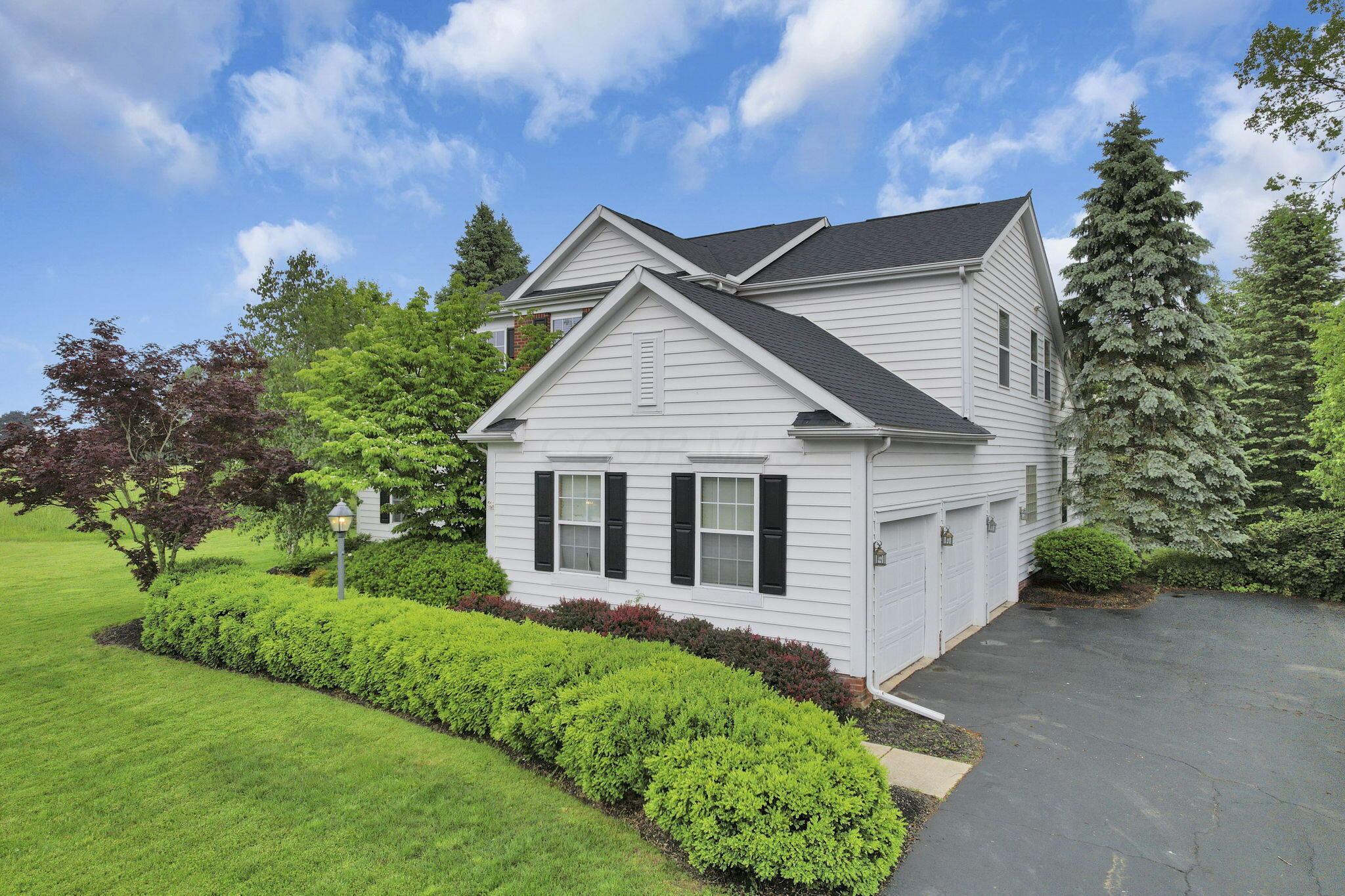 8708 Belworth Square, New Albany, Ohio image 2