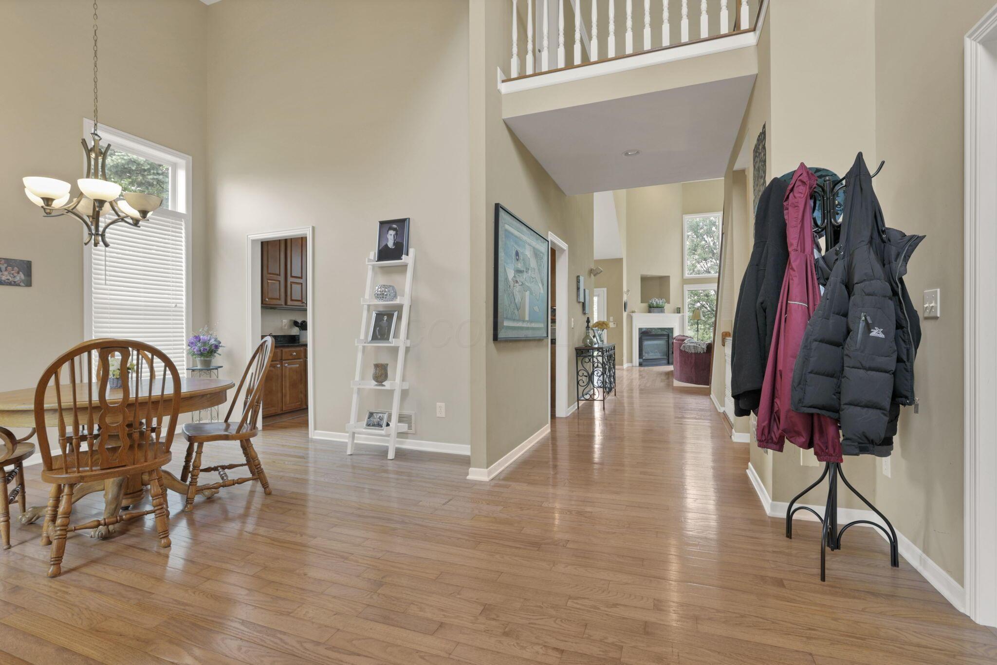 8708 Belworth Square, New Albany, Ohio image 19