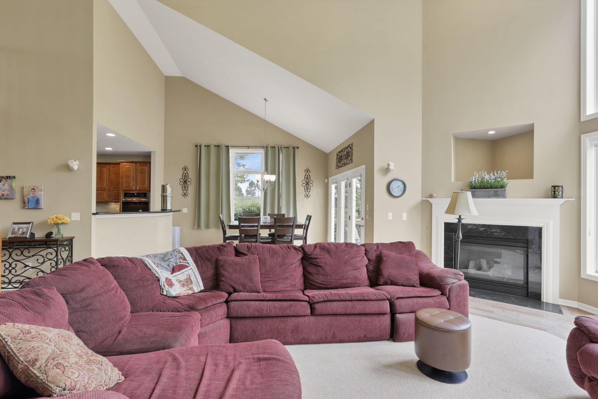 8708 Belworth Square, New Albany, Ohio image 6