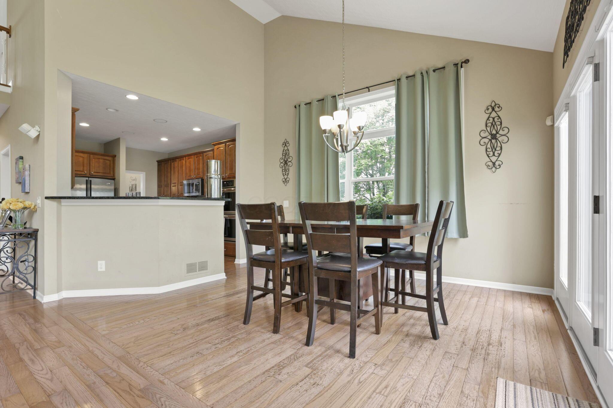 8708 Belworth Square, New Albany, Ohio image 11