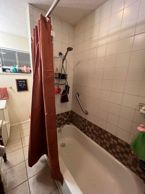 Tiny photo for 3608 Bolton Avenue, Columbus, OH 43227 (MLS # 225044768)