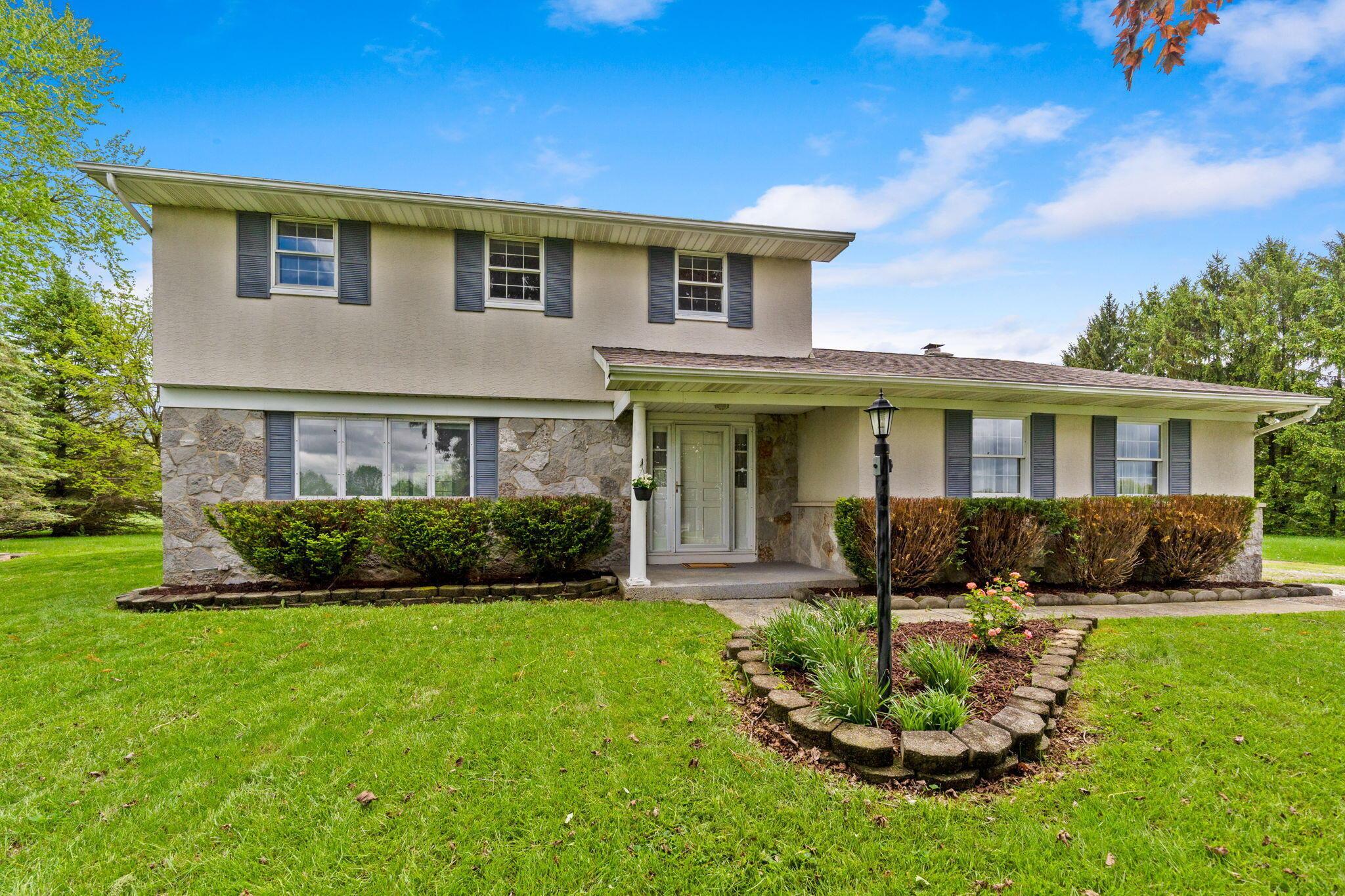 7110 Bevelhymer Road, New Albany, Ohio image 1