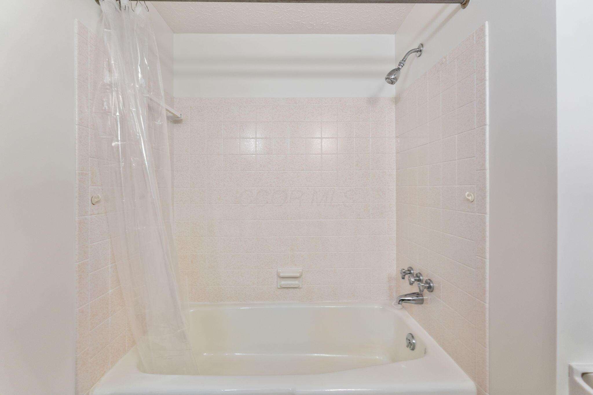 7110 Bevelhymer Road, New Albany, Ohio image 42