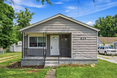 Photo of 824 Hilock Road, Columbus, OH 43207 (MLS # 226026851)
