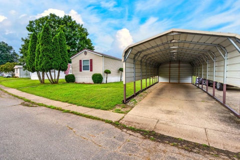 Tiny photo for 7 Delaware Drive, Chillicothe, OH 45601 (MLS # 226035830)