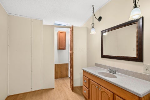 Tiny photo for 7 Delaware Drive, Chillicothe, OH 45601 (MLS # 226035830)