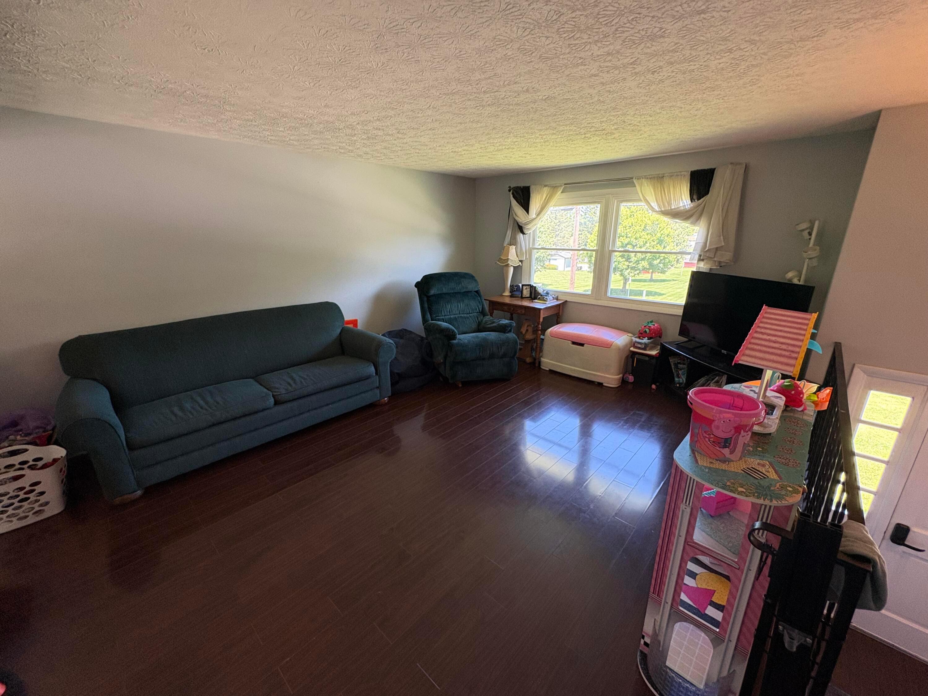 346 Lee Street