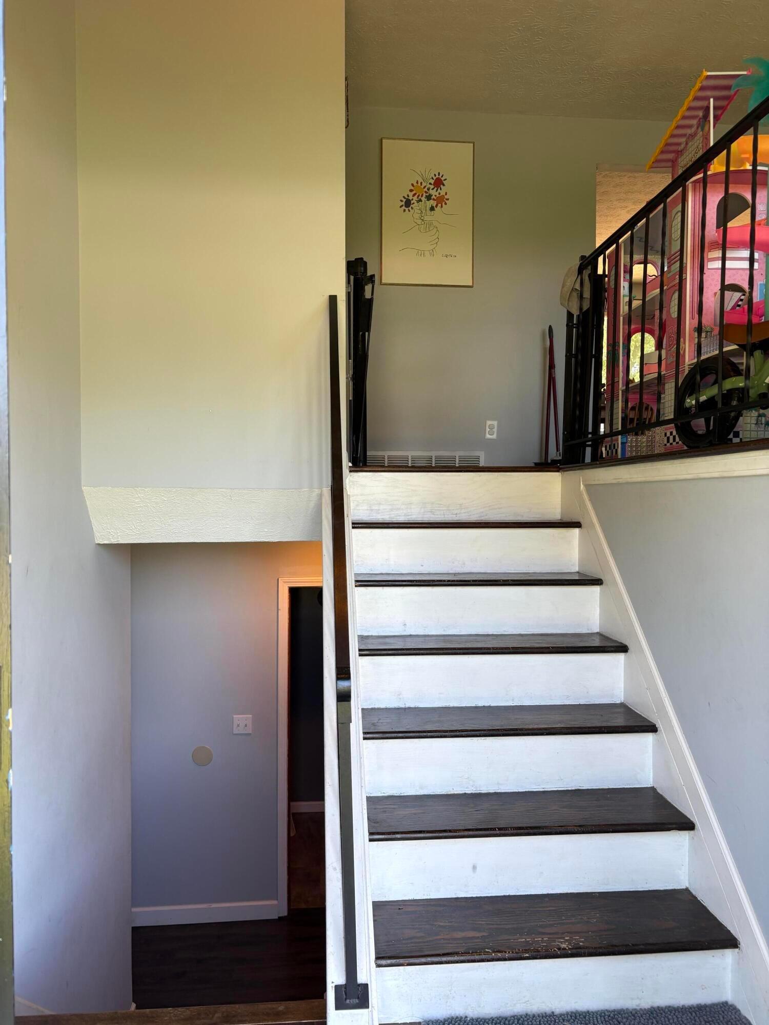 346 Lee Street