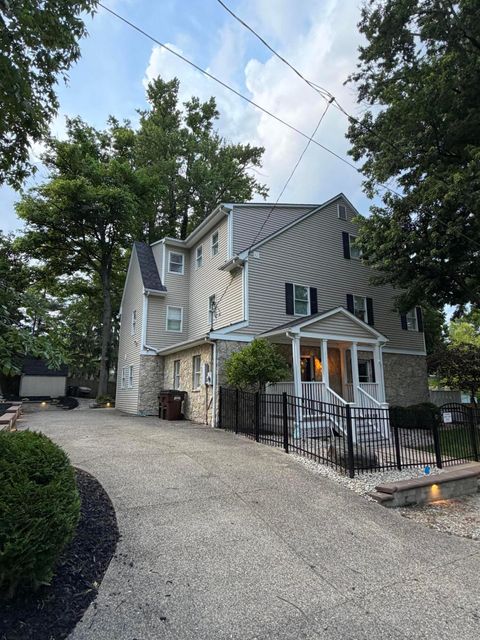 Photo of 132 E Muskingum Drive, Powell, OH 43065 (MLS # 226028133)