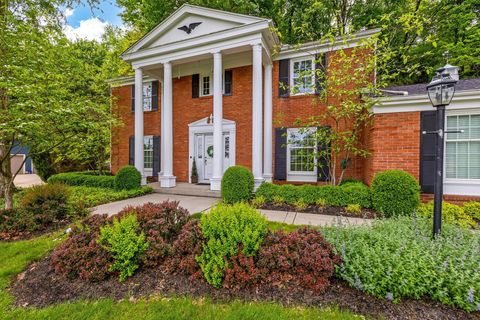 Photo of 661 Swansea Road, Newark, OH 43055 (MLS # 226016763)