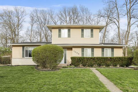 Photo of 1008 Peggys Cove, Reynoldsburg, OH 43068 (MLS # 226010292)
