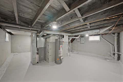 Tiny photo for 558 S Ogden Avenue, Columbus, OH 43204 (MLS # 226029441)