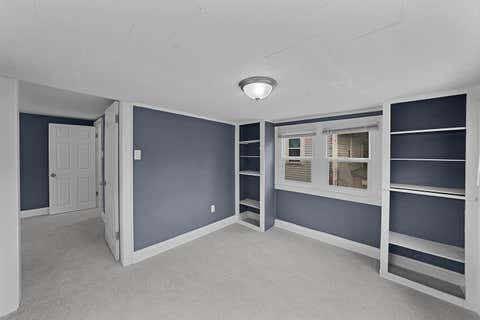 Tiny photo for 558 S Ogden Avenue, Columbus, OH 43204 (MLS # 226029441)