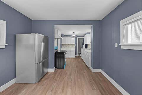Tiny photo for 558 S Ogden Avenue, Columbus, OH 43204 (MLS # 226029441)