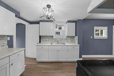 Tiny photo for 558 S Ogden Avenue, Columbus, OH 43204 (MLS # 226029441)