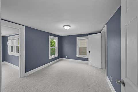 Tiny photo for 558 S Ogden Avenue, Columbus, OH 43204 (MLS # 226029441)