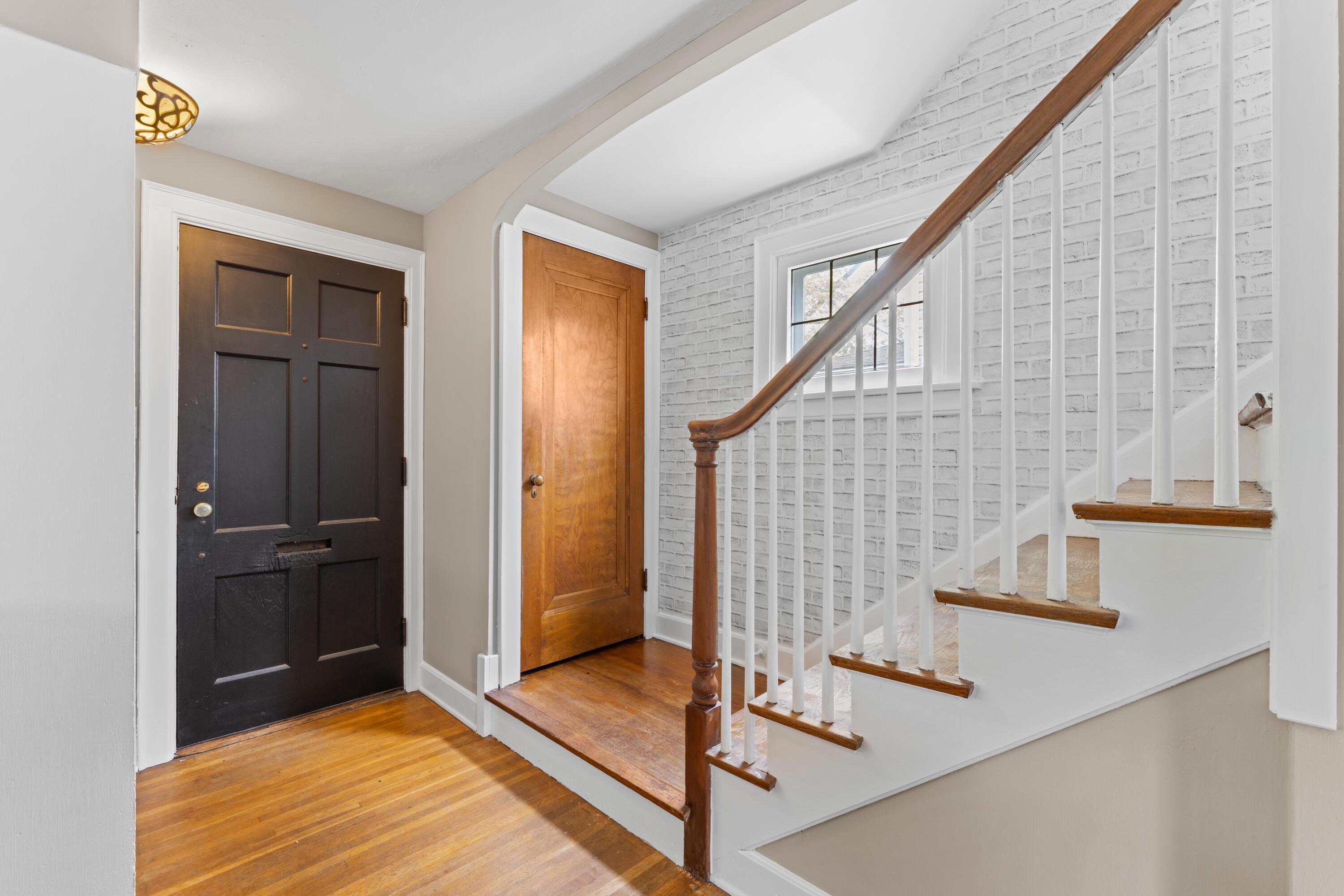 742 S Cassingham Road, Bexley, Ohio image 19