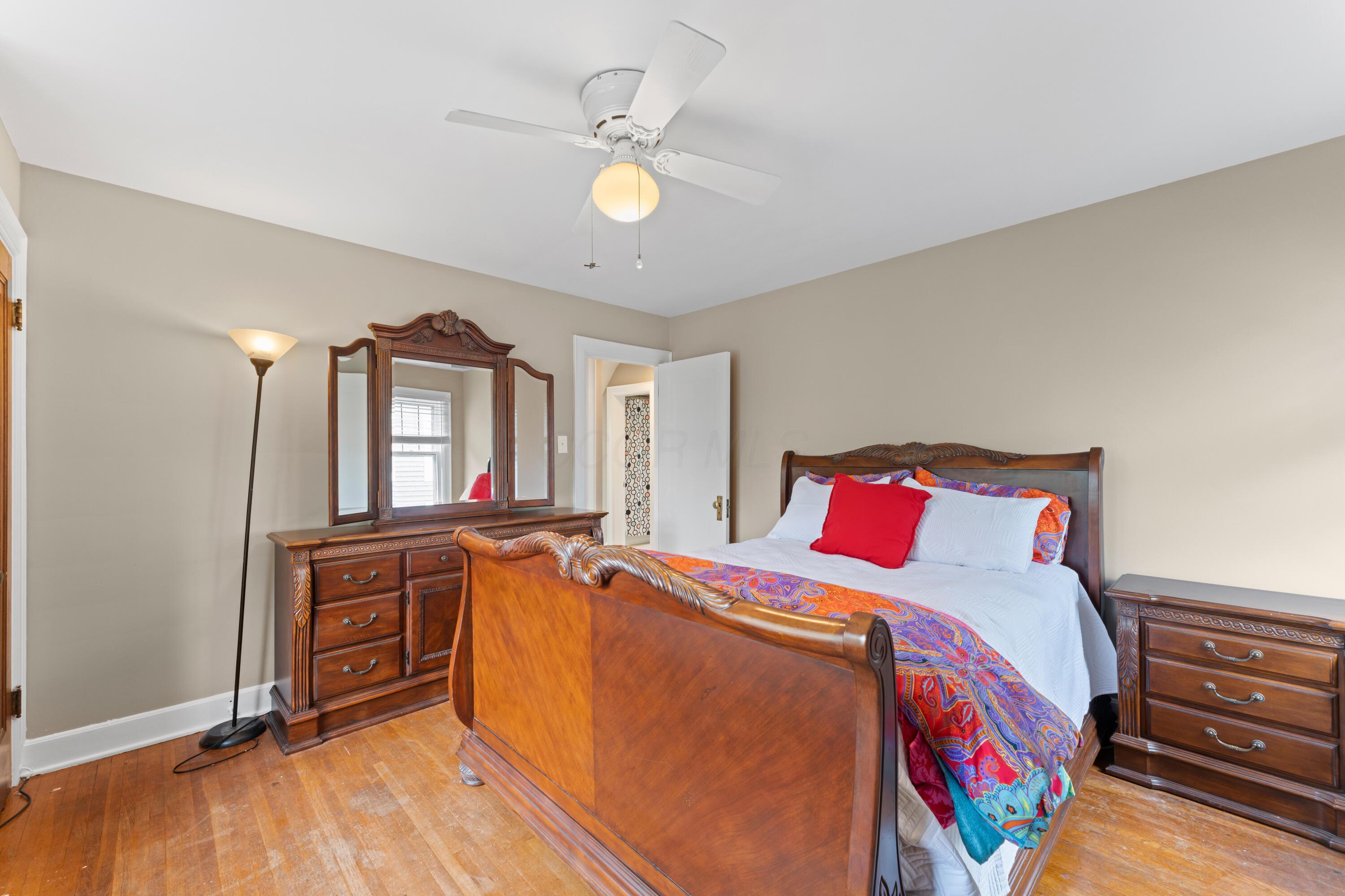 742 S Cassingham Road, Bexley, Ohio image 22
