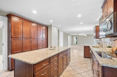 Tiny photo for 7505 Benderson Drive, Westerville, OH 43082 (MLS # 226036317)