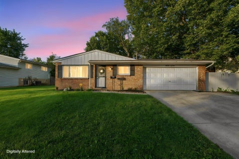 Photo of 5458 Carbondale Drive, Columbus, OH 43232 (MLS # 226033901)