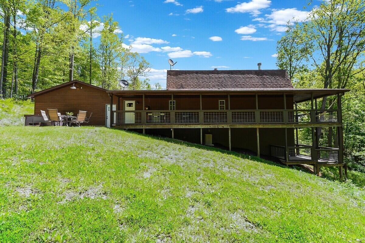 7429 Barneby Road, Lancaster, Ohio image 40