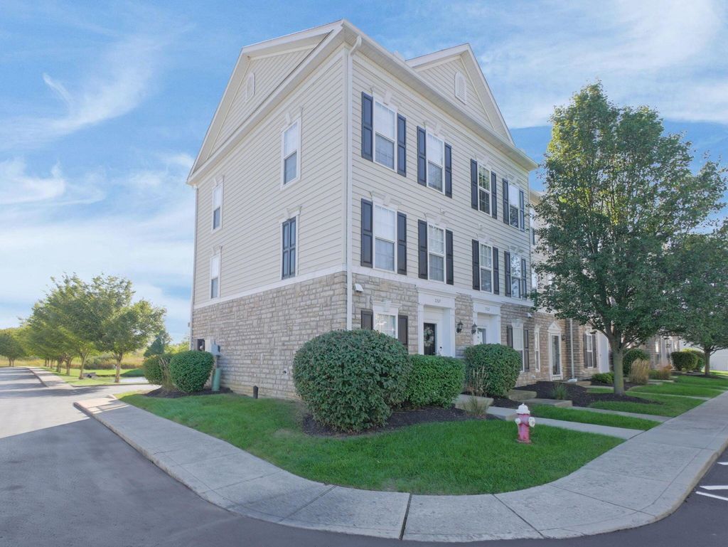 Photo of 7209 Billy Goat Drive, New Albany, OH 43054 (MLS # 225038592)