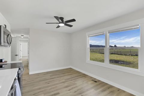 Tiny photo for 20595 Happy Hollow Road, Laurelville, OH 43135 (MLS # 226004908)