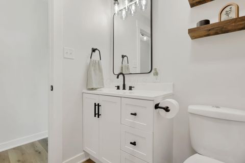 Tiny photo for 20595 Happy Hollow Road, Laurelville, OH 43135 (MLS # 226004908)